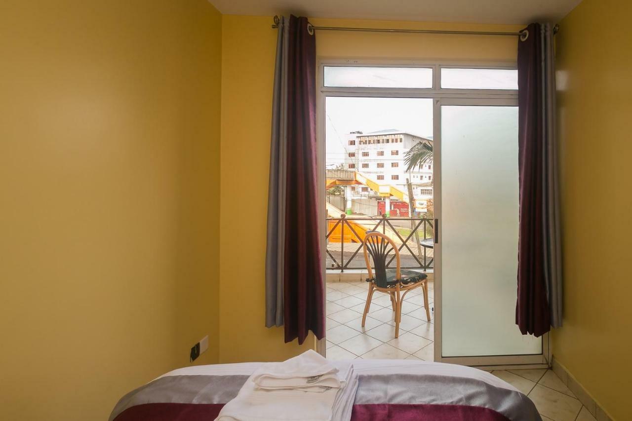 Plus254 Hotel Nairobi Exteriör bild